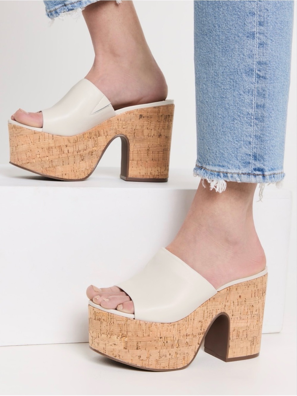 Schutz Dalle Platform Open Toe Sandals Shoes Heels White Pearl Leather 9B